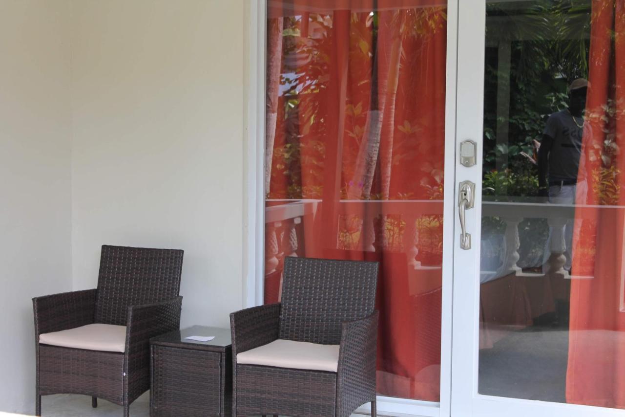 Sand And Blue Seas Negril Exterior photo