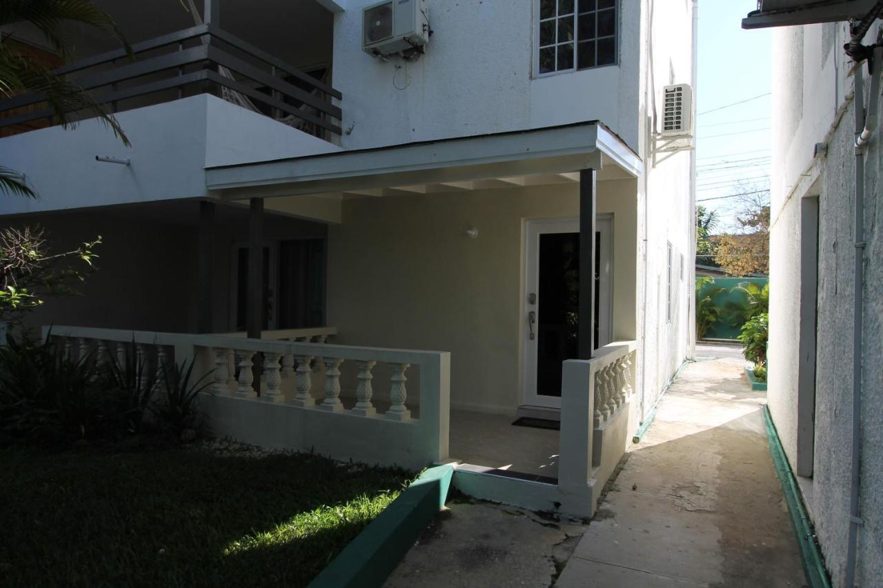 Sand And Blue Seas Negril Exterior photo